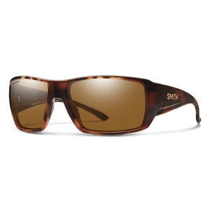 Smith Guide's Choice XL sunglasses, Matte Havana frame, ChromaPop Glass Polarized Brown lens, three-quarter view